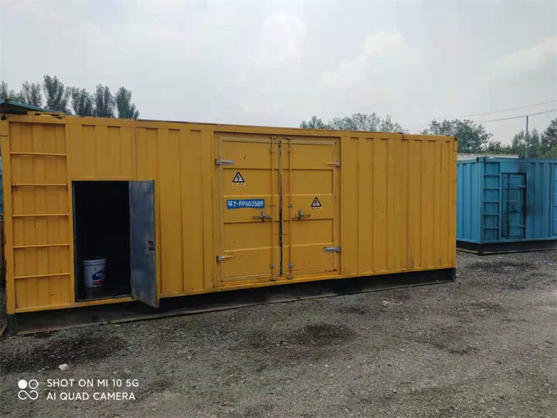 托里200KW柴油发电机组需要配备什么型号的电缆线？