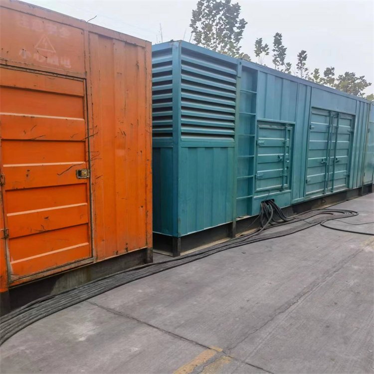 托里如何选择适合 600kW 柴油发电机组的热继电器?